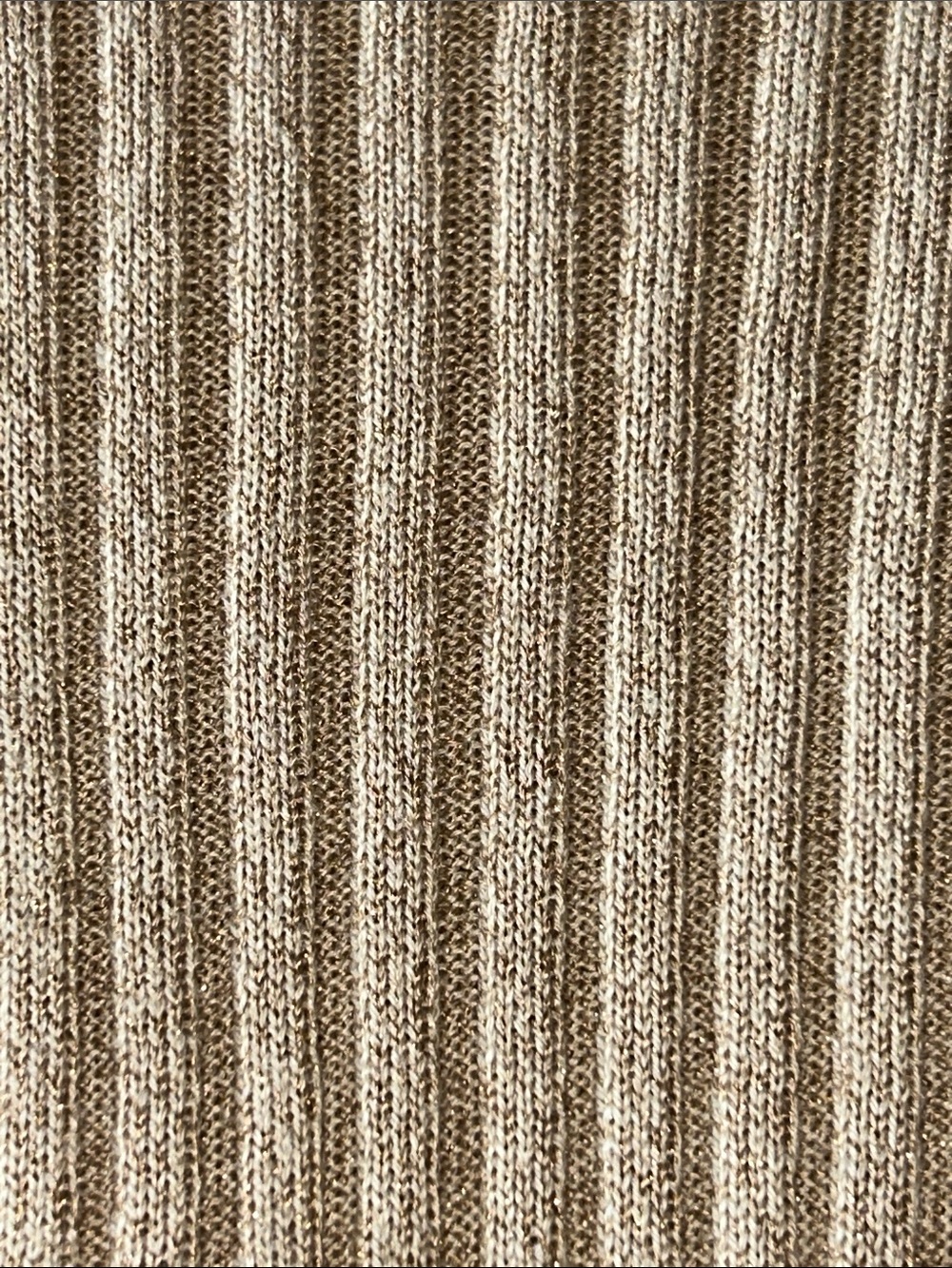 Flawless St John Cashmere Silk Wool Blend Med Cream Cable-Knit Button Sweater - Picture 12 of 12